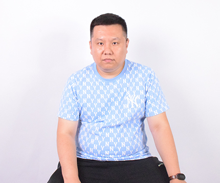 何涛.jpg